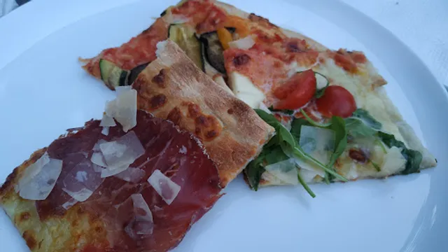 Pizza Away di Sergio Verbania