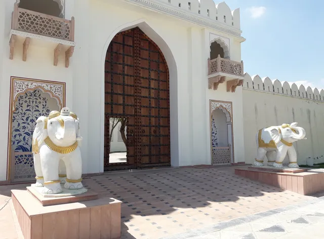 The Gadh Hathoj Hotel