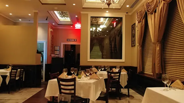 Roberts Scratch Kitchen