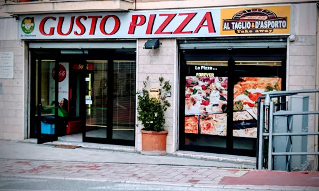 Gusto Pizza