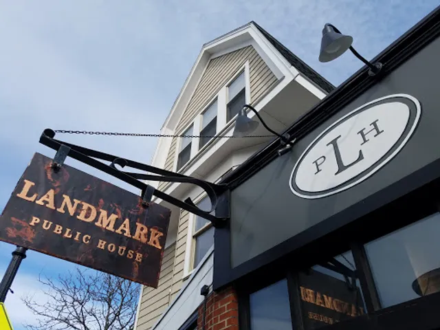 Landmark Public House Dorchester | Pizza, Comfort Food & Family Dining
