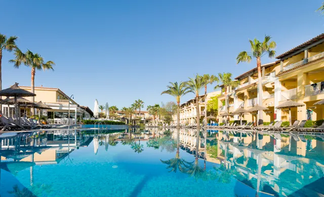 Club del Sol Resort & Spa