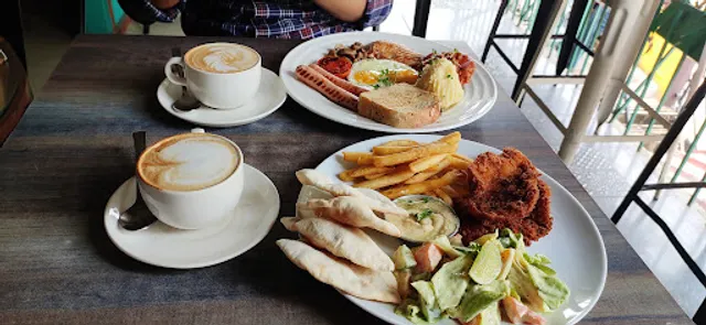 11th Avenue Café Bistro