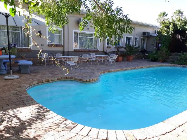 Laingsburg Country Hotel