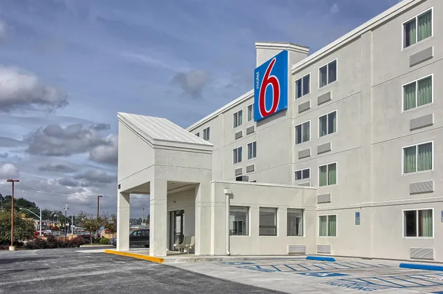 Motel 6 York, PA - North