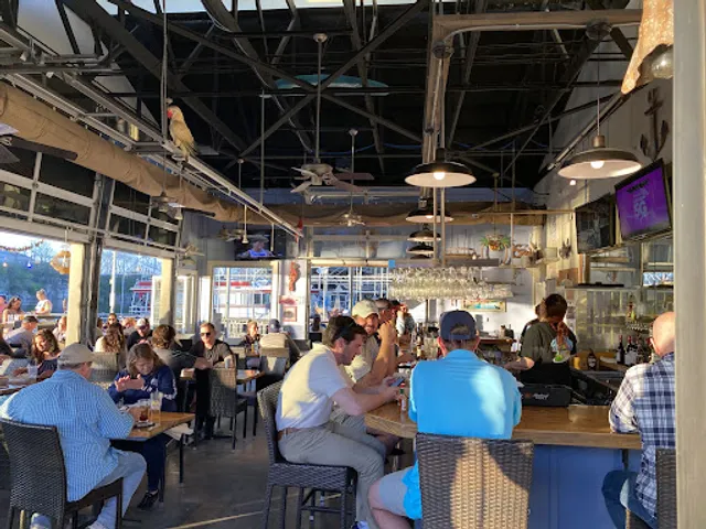 Blue Moon Waterfront Grille