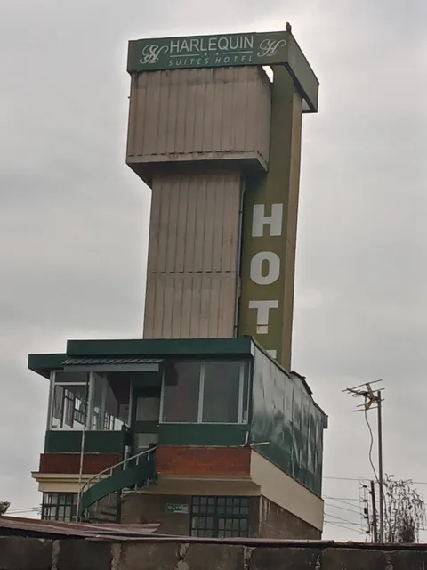 Harlequin Suites Hotel