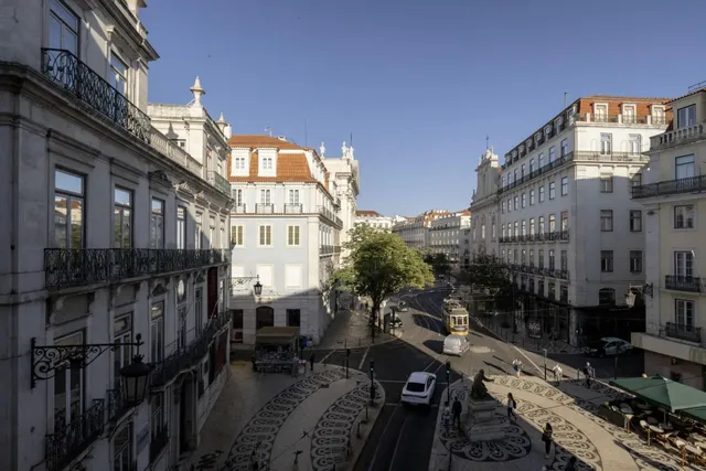 Lisbon Best Apartments, Chiado Square