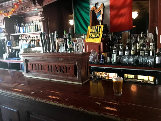 The Harp Irish Pub