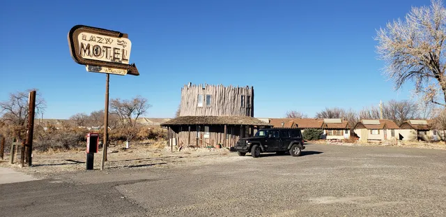 Lazy S Arrow Motel