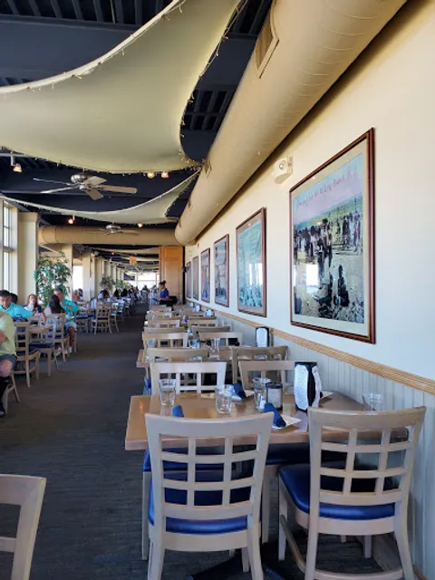 McLoone's Pier House