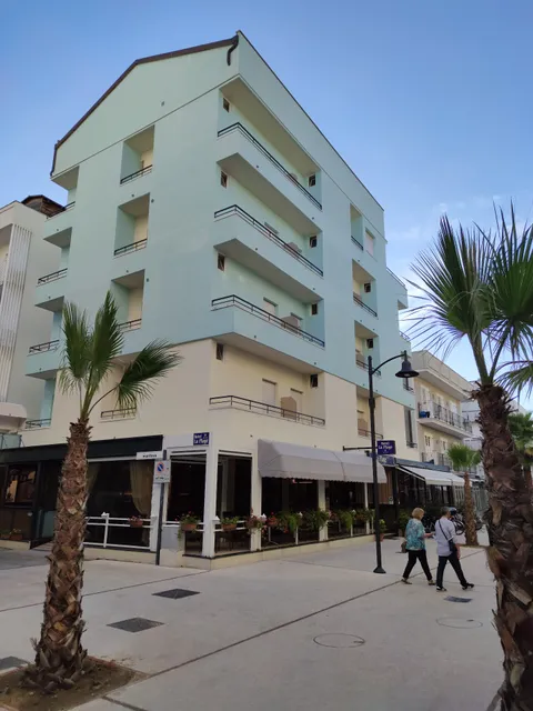 Hotel La Plage - Catholic