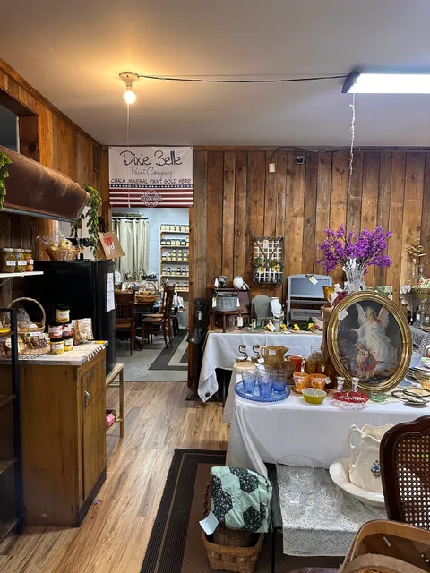 Affordable Finds & Designs Vendors Market