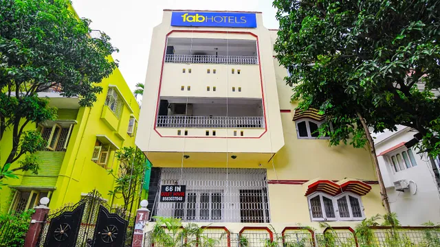 FabExpress Astoria House - Hotel in Saltlake, Kolkata
