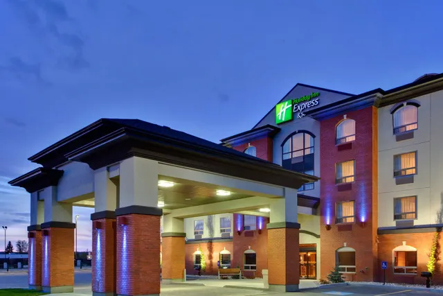 Holiday Inn Express & Suites Whitecourt Southeast by IHG