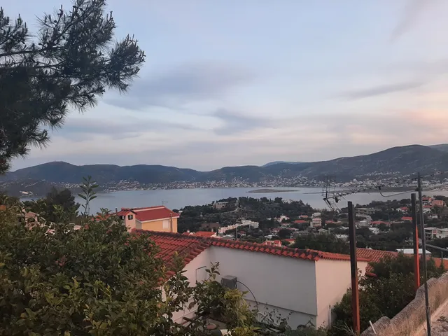 The H Experience - The Blue Lounge Porto Rafti