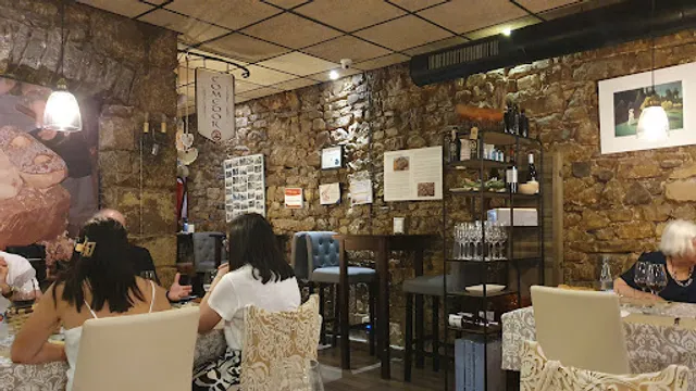 Punto de Encuentro La Madreña