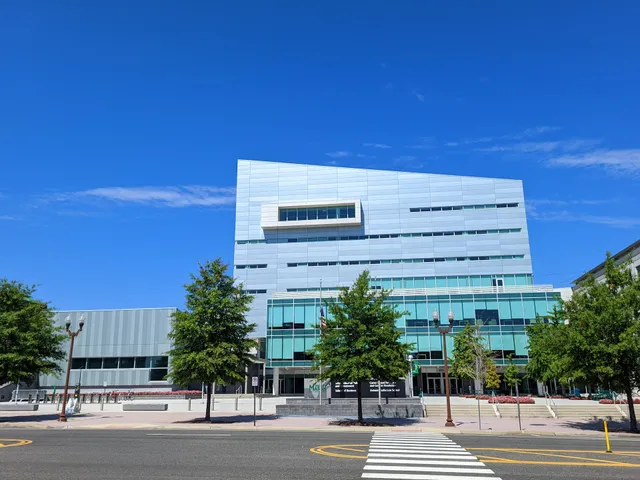 George Mason University - Mason Square (Arlington Campus)