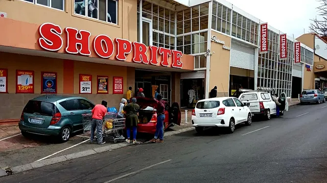 Garden City Shopping Centre