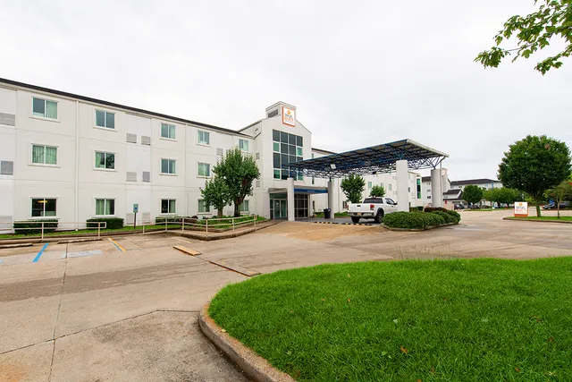 Siegel Select New Orleans