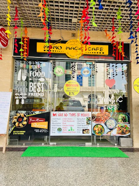 Momo Magic Cafe