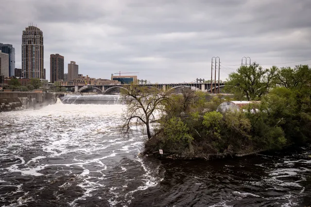 Saint Anthony Falls