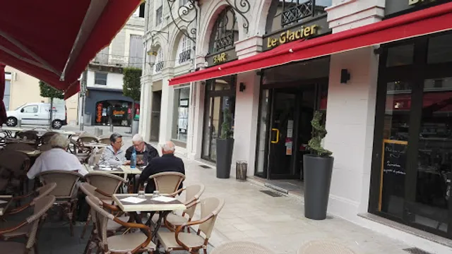 Café le Glacier