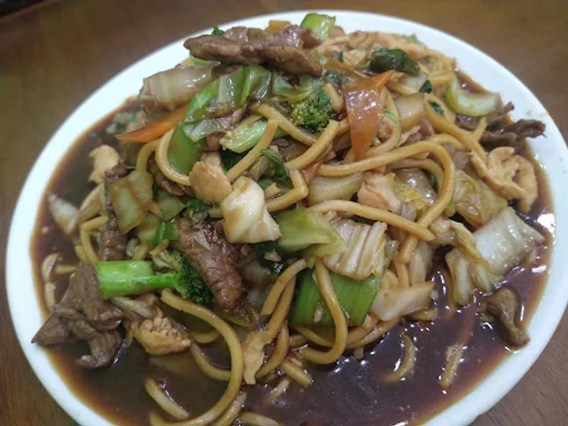 Restaurante Lucky - II