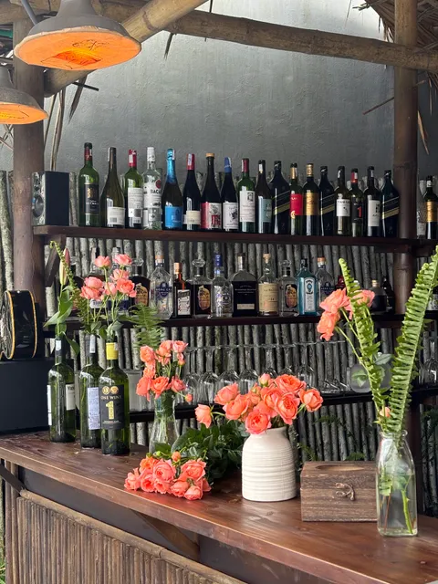 Whisper Hidden Bar Sapa