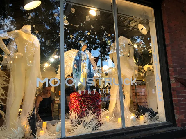 Moonstruck CLE Vintage