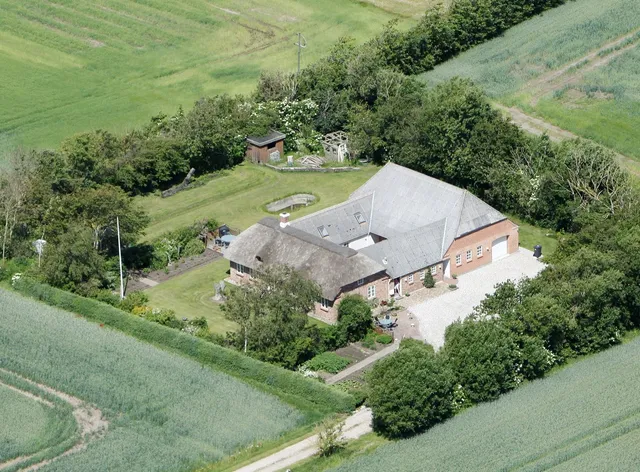 Holmsland Bed & Breakfast