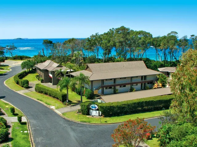 Smugglers on the Beach