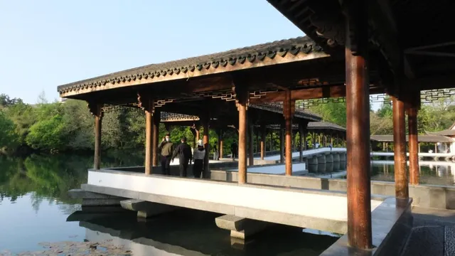 Rock & Wood Cozy House