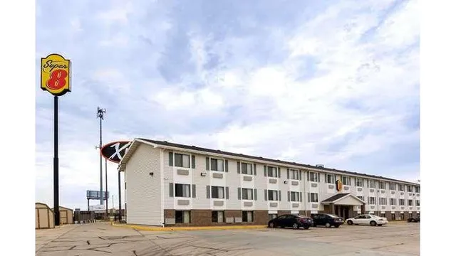 Super 8 by Wyndham Hays KS