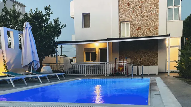 Ammos Luxury Suites Faliraki