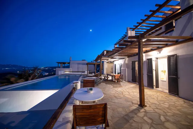 Siourdas Mykonos Villas