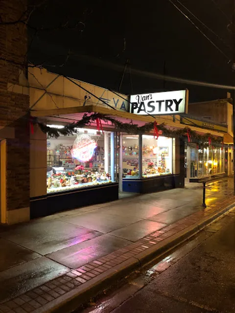 Van's Pastry Shoppe