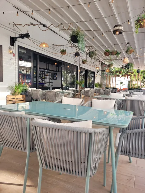 Locura Iberica (Momentum Plaza).