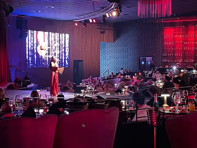 Chic Cabaret & Restaurant Riviera Maya