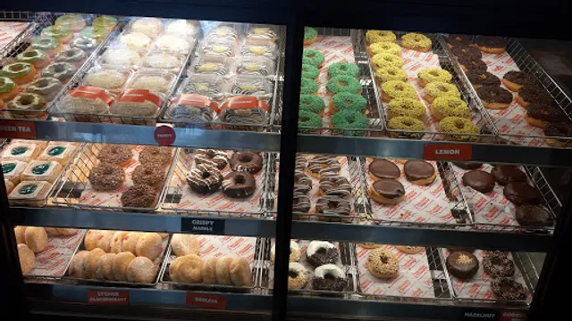 D2 DONUTS Kramat Raya