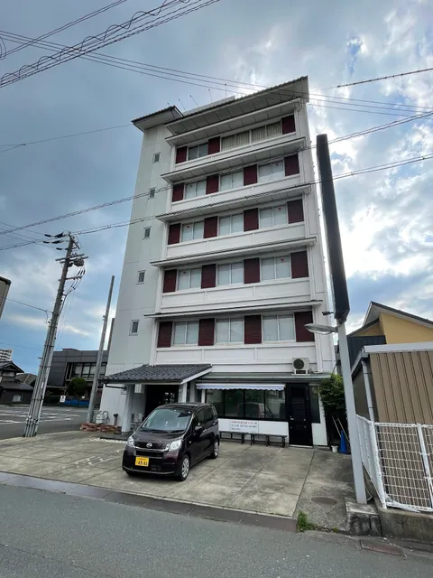 Seiwa Hotel