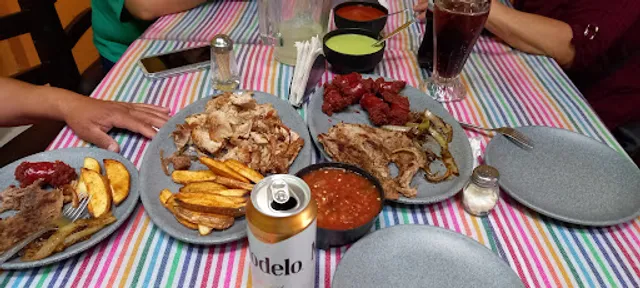 Restaurant DON PRO Carnitas - Chicharrón