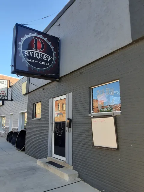 Detroit Street Bar & Grill
