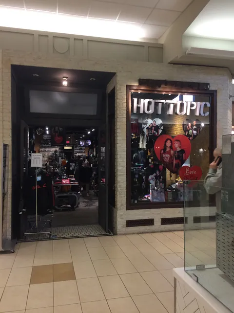 Hot Topic