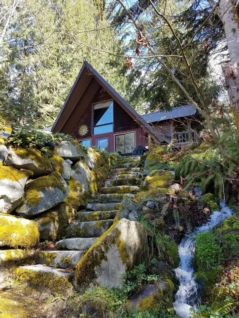 Whispering Waters cabin