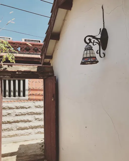 隱室．微光｜咖啡館