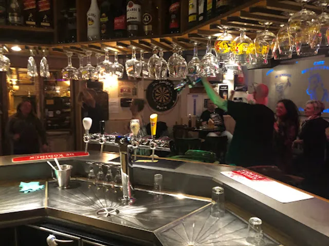 cafehetwittepaardputte