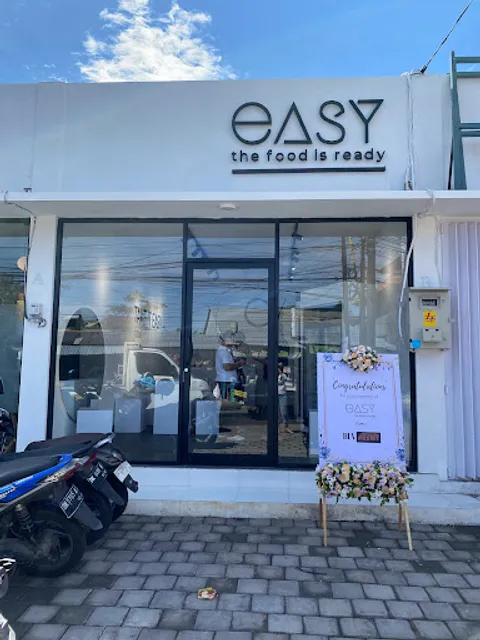 EASY CAFE (breakfast / lunch / dinner)