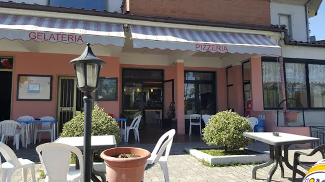 "Il Boschetto" bar pizzeria