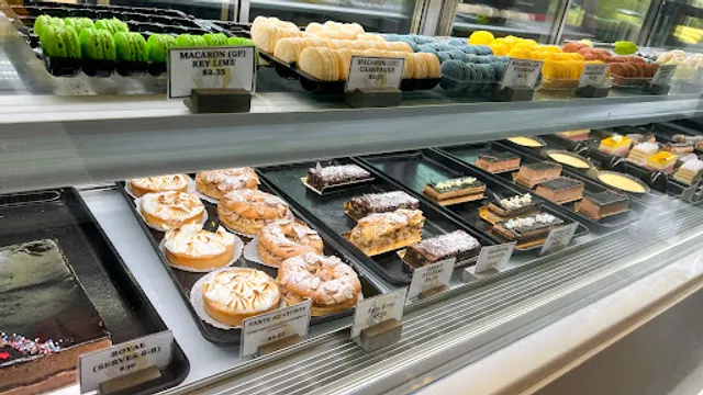 Saveurs Du Monde Cafe WestEdge